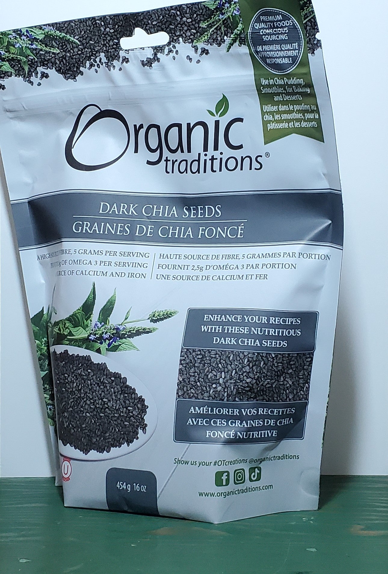 Organic Traditions Dark Chia Seeds 454g